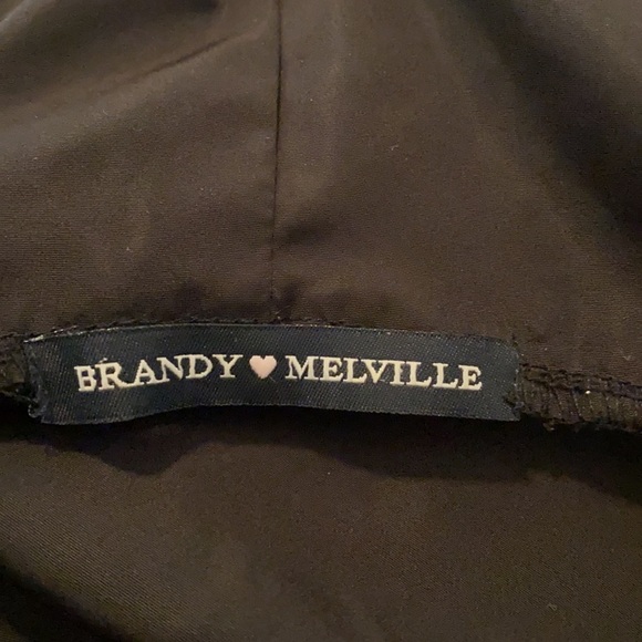 Brandy Melville Malibu logo great windbreaker jacket with hood. - Picture 9 of 10